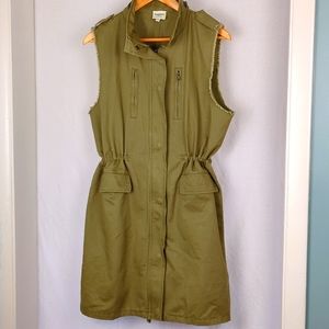 HAYDEN Women's Sleeveless Military Green Cargo Utility Dress